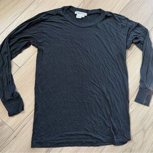 Wintersilks womens M Black 100% Pure Silk Long Sleeve Crew Base layer